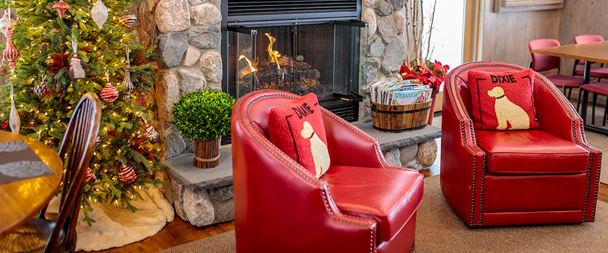 The alluring aroma of freshly made espresso fills the air.